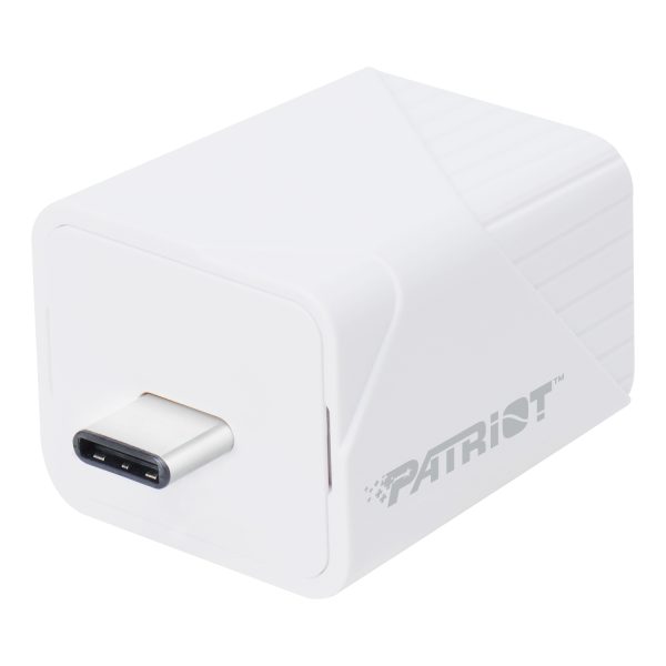 PI512GCUW30C Patriot iLuxe Cube 512GB Type C Smart Backup Solution White wr 01 1 PI512GCUW30C Patriot iLuxe Cube 512GB Type C Smart Backup Solution White wr 01 1
